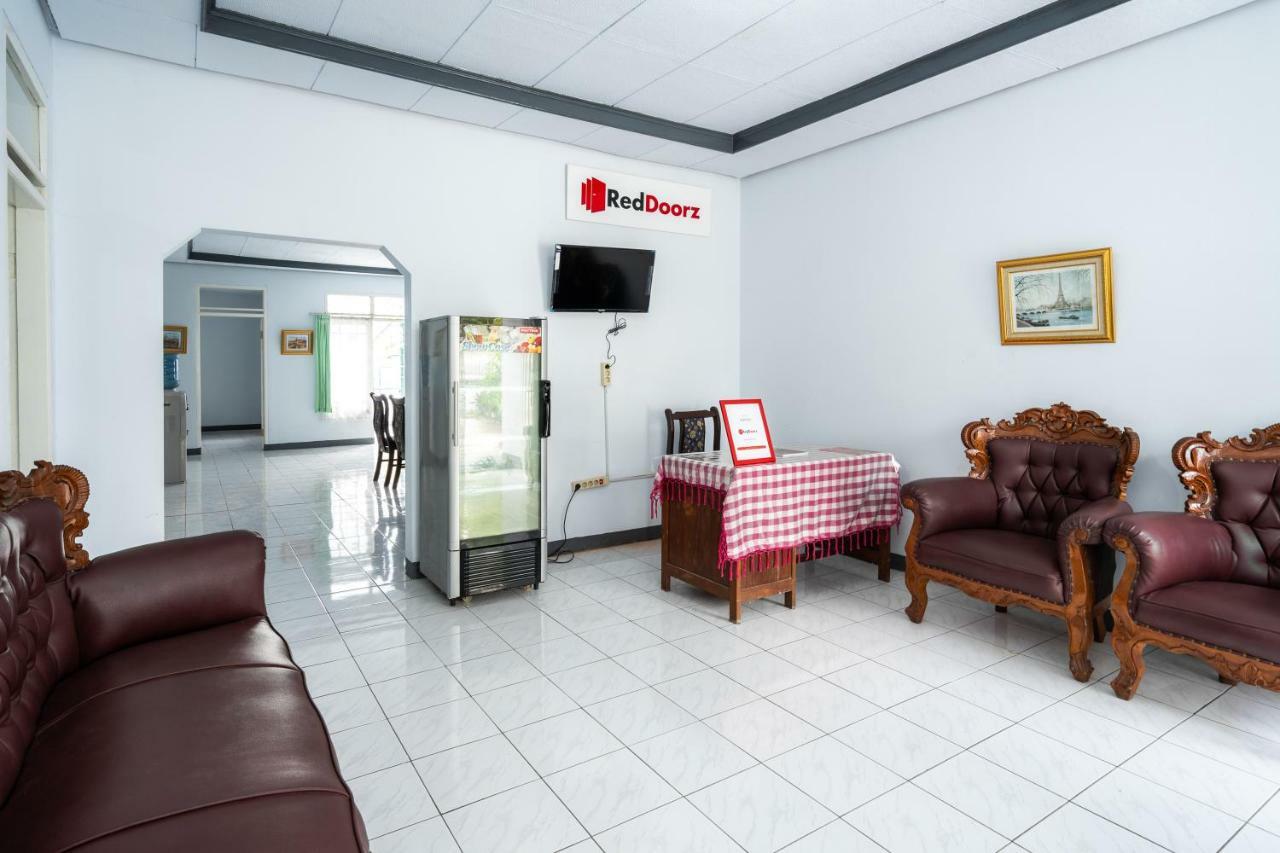 Reddoorz Syariah Near Rsud Cimacan Bogor Extérieur photo